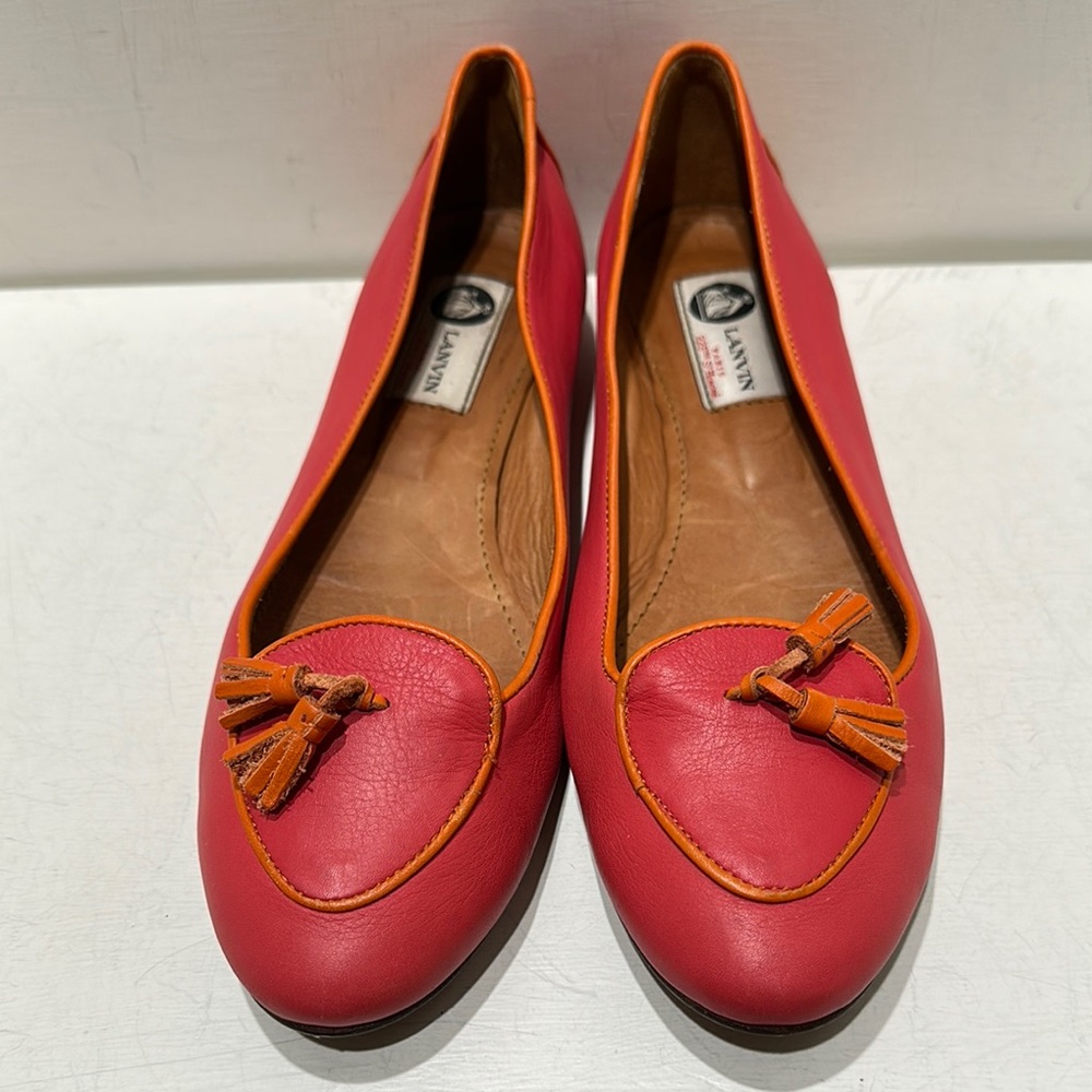 LANVIN PARIS Pink/ Orange Tasseled Flat Shoes (Sz: 39 1/2)